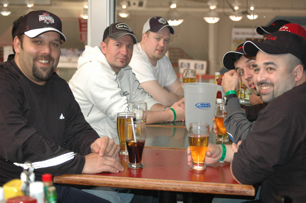 pht-2008_friends_0111