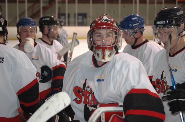 pht-2008_on-ice-action_0363