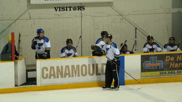 pht-2008_on-ice-action_0681