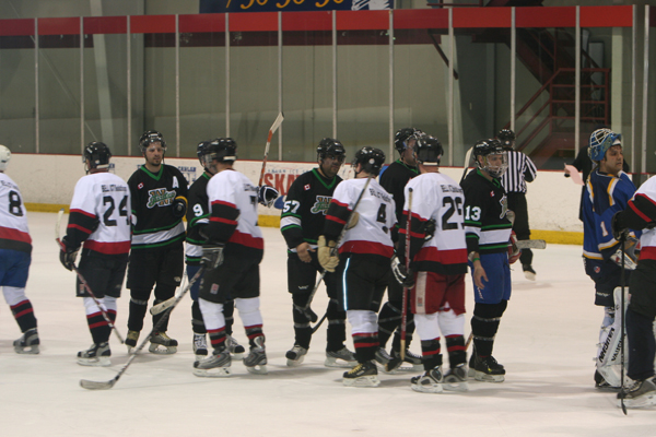 pht-2008_on-ice-action_0891