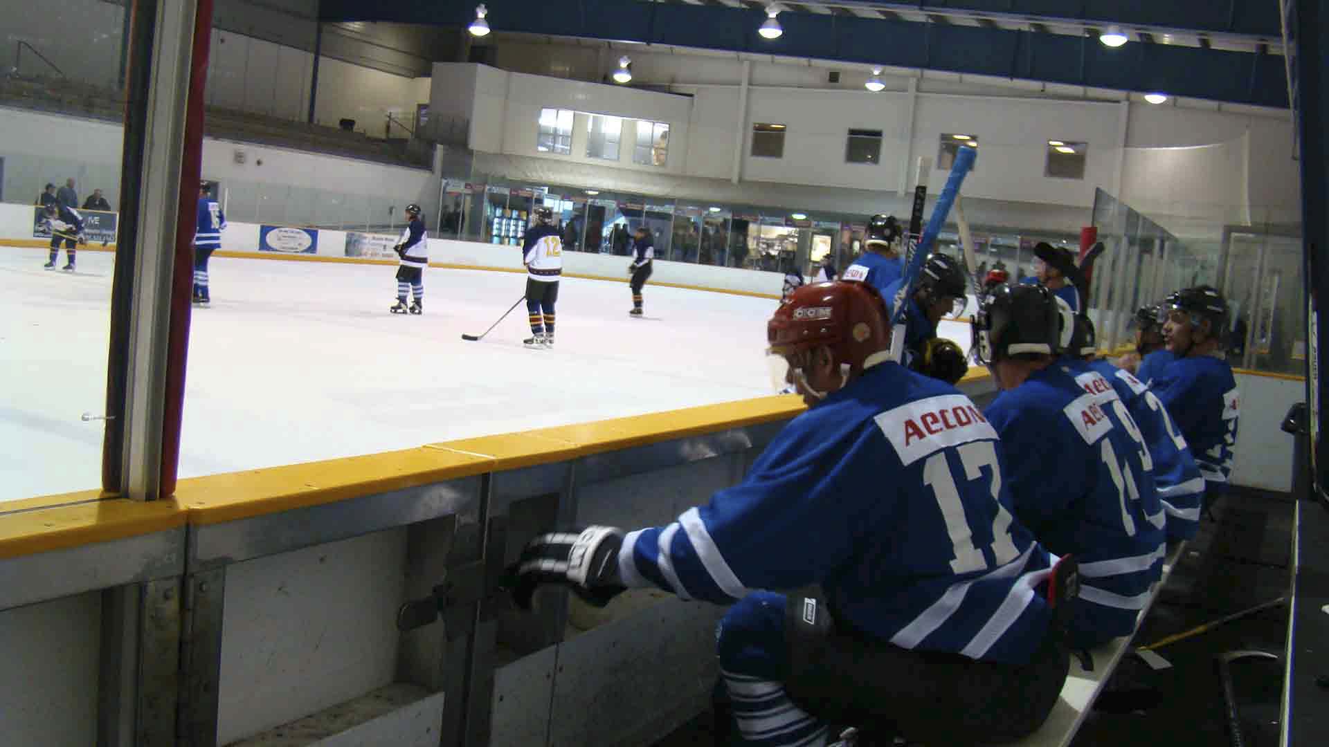 PHT_2009_On-The-Ice-1049