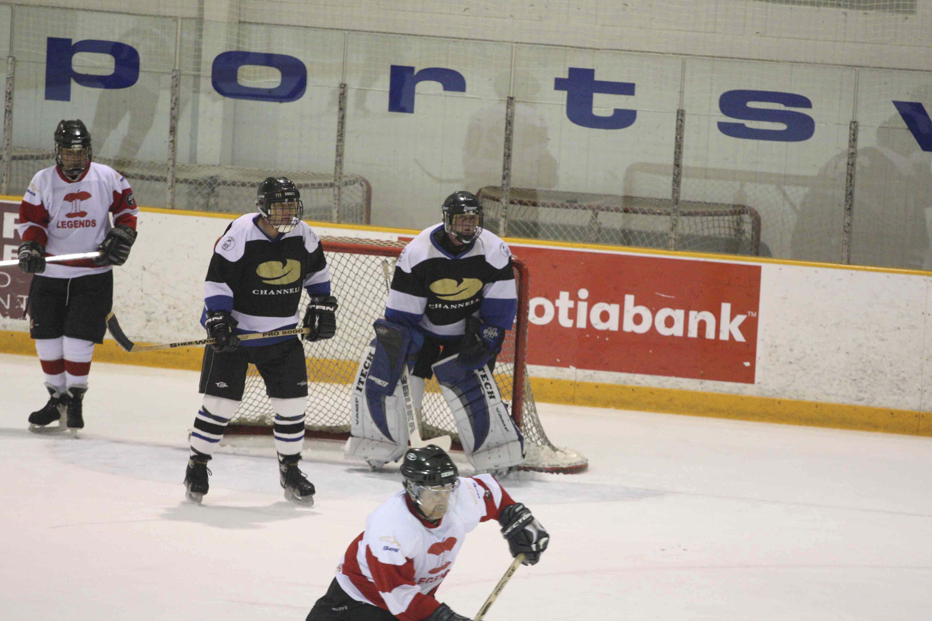 PHT_2009_On-The-Ice-163
