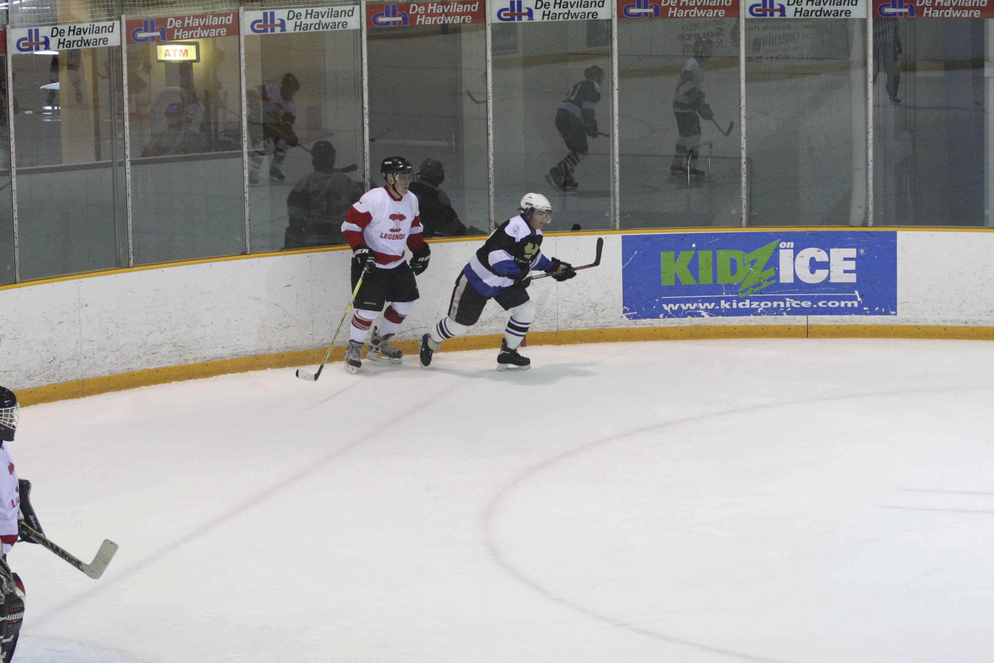 PHT_2009_On-The-Ice-205