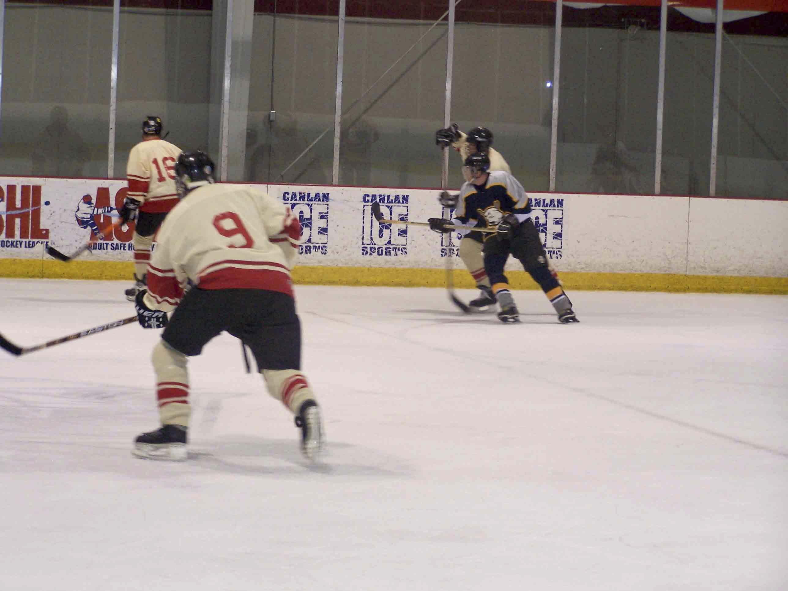 PHT_2009_On-The-Ice-30