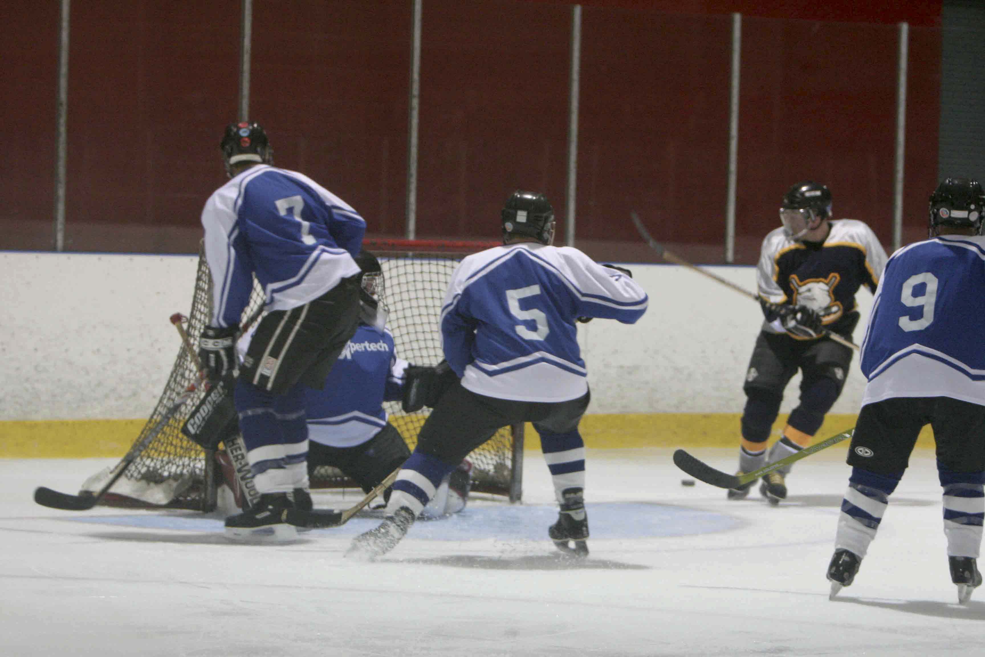 PHT_2009_On-The-Ice-352