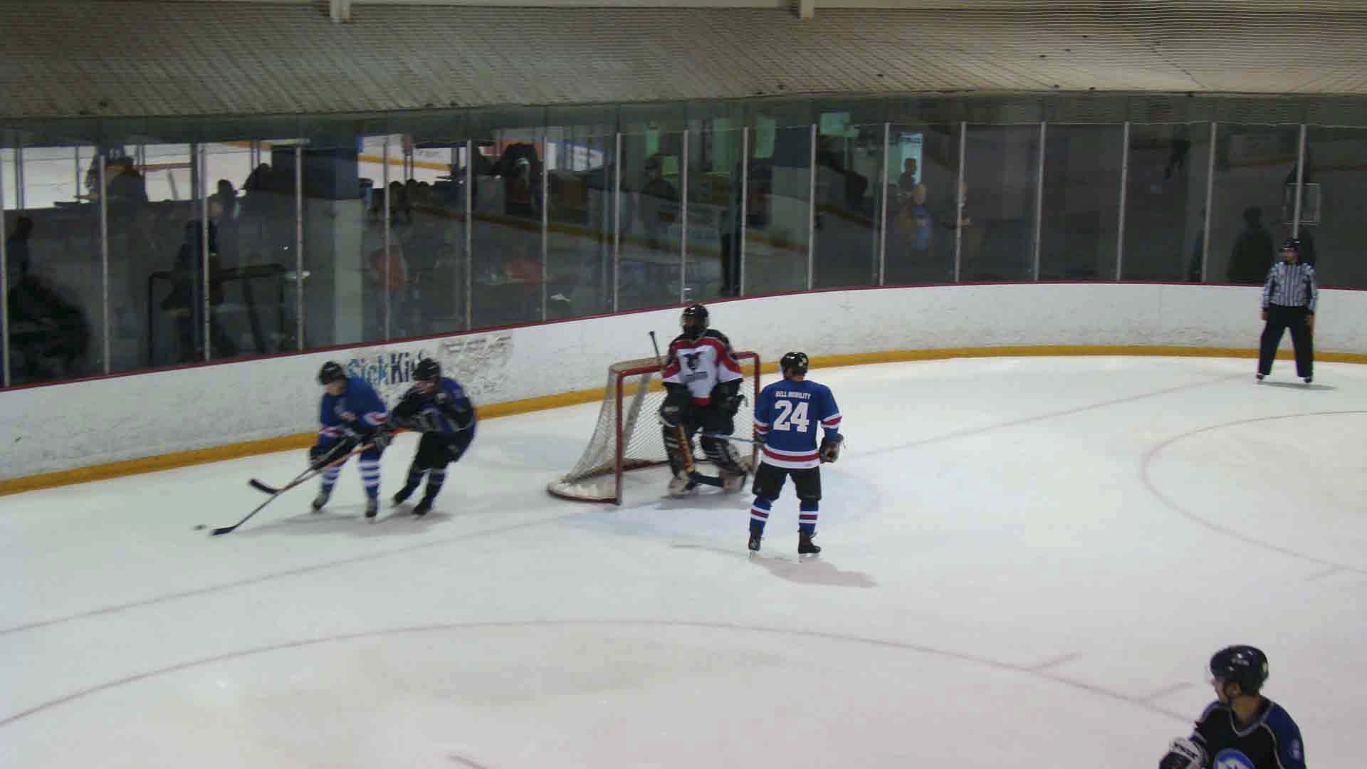 PHT_2009_On-The-Ice-439