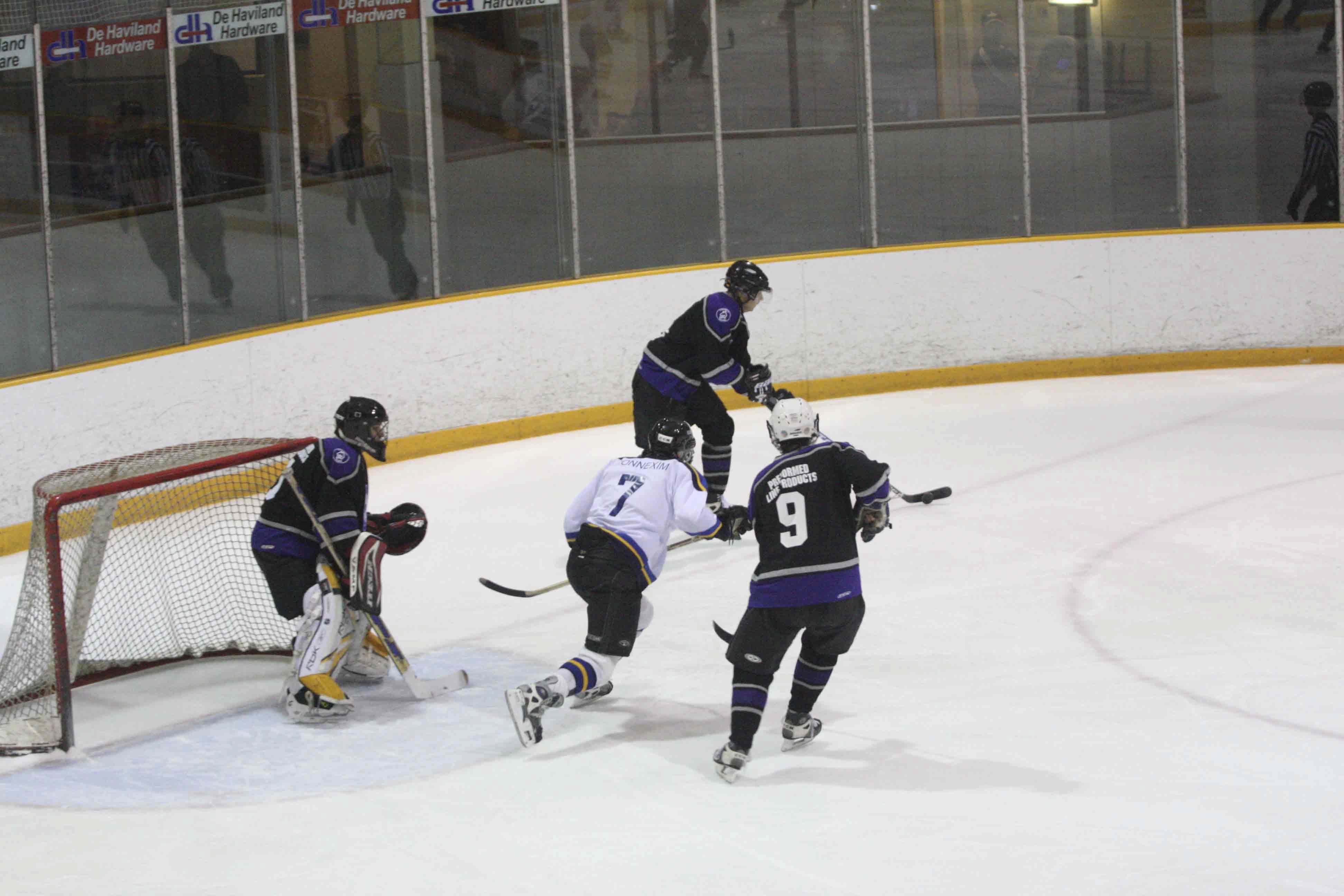 PHT_2009_On-The-Ice-511