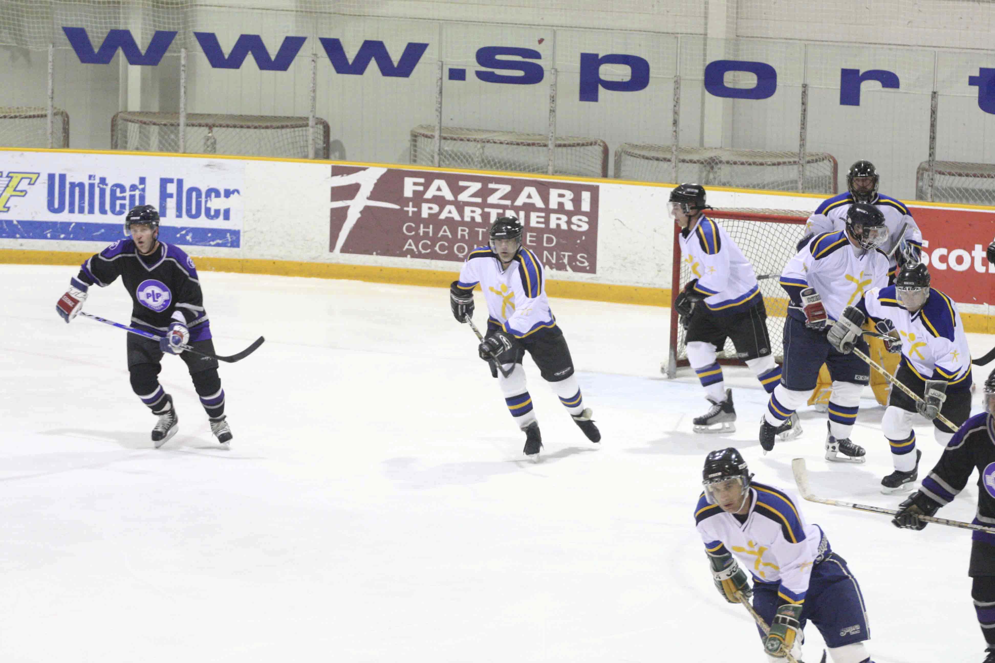 PHT_2009_On-The-Ice-524
