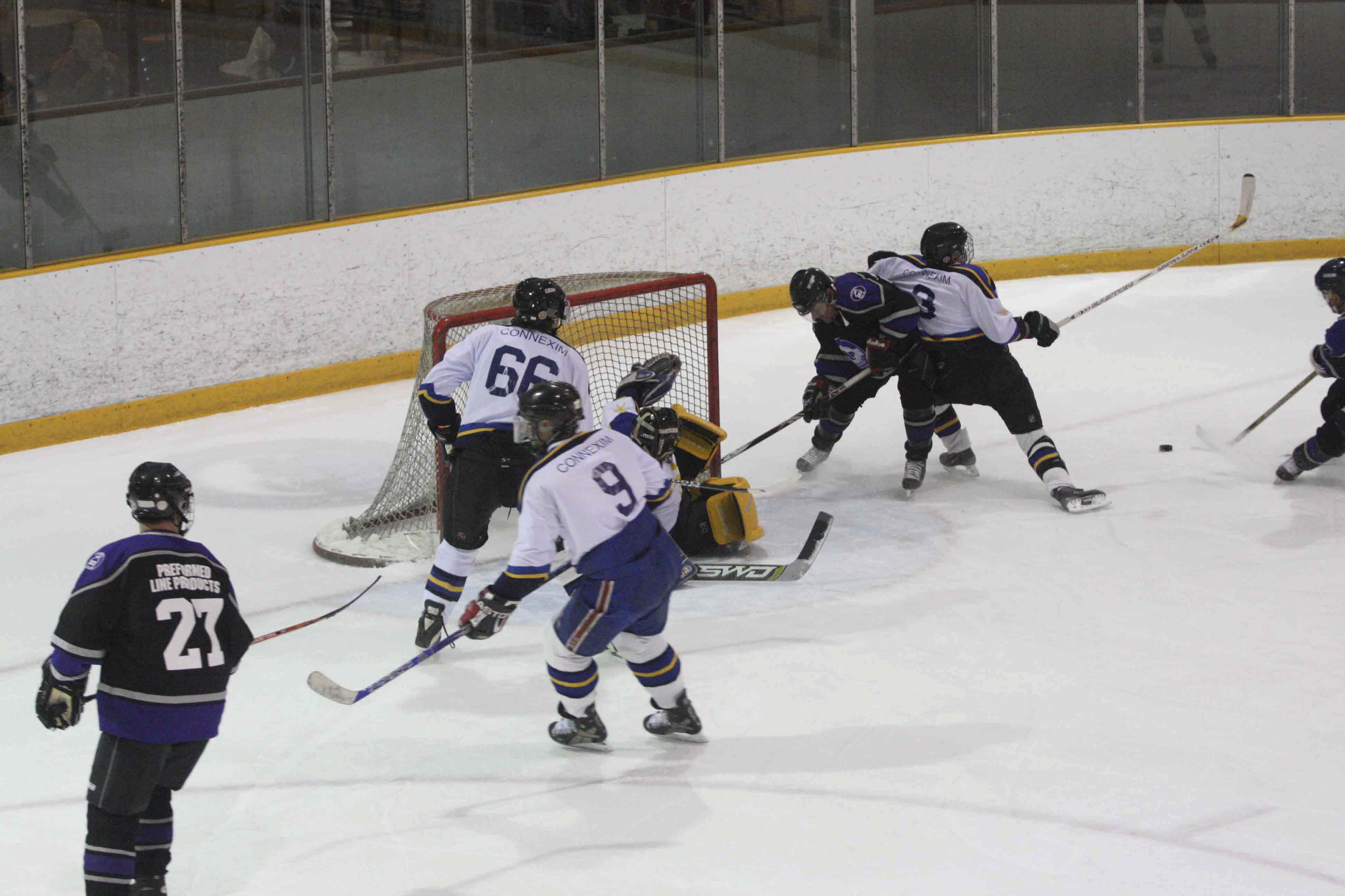 PHT_2009_On-The-Ice-577