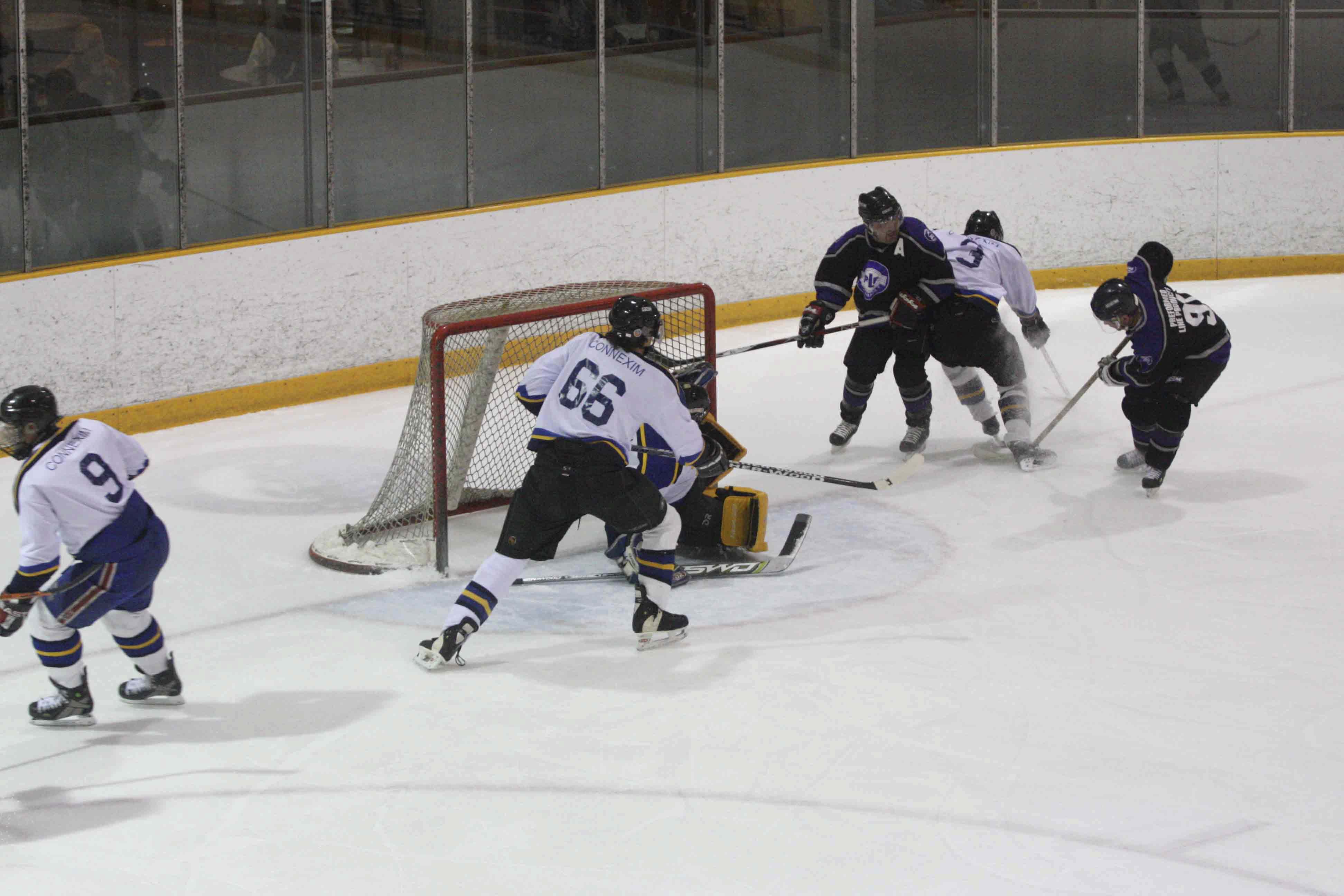 PHT_2009_On-The-Ice-578