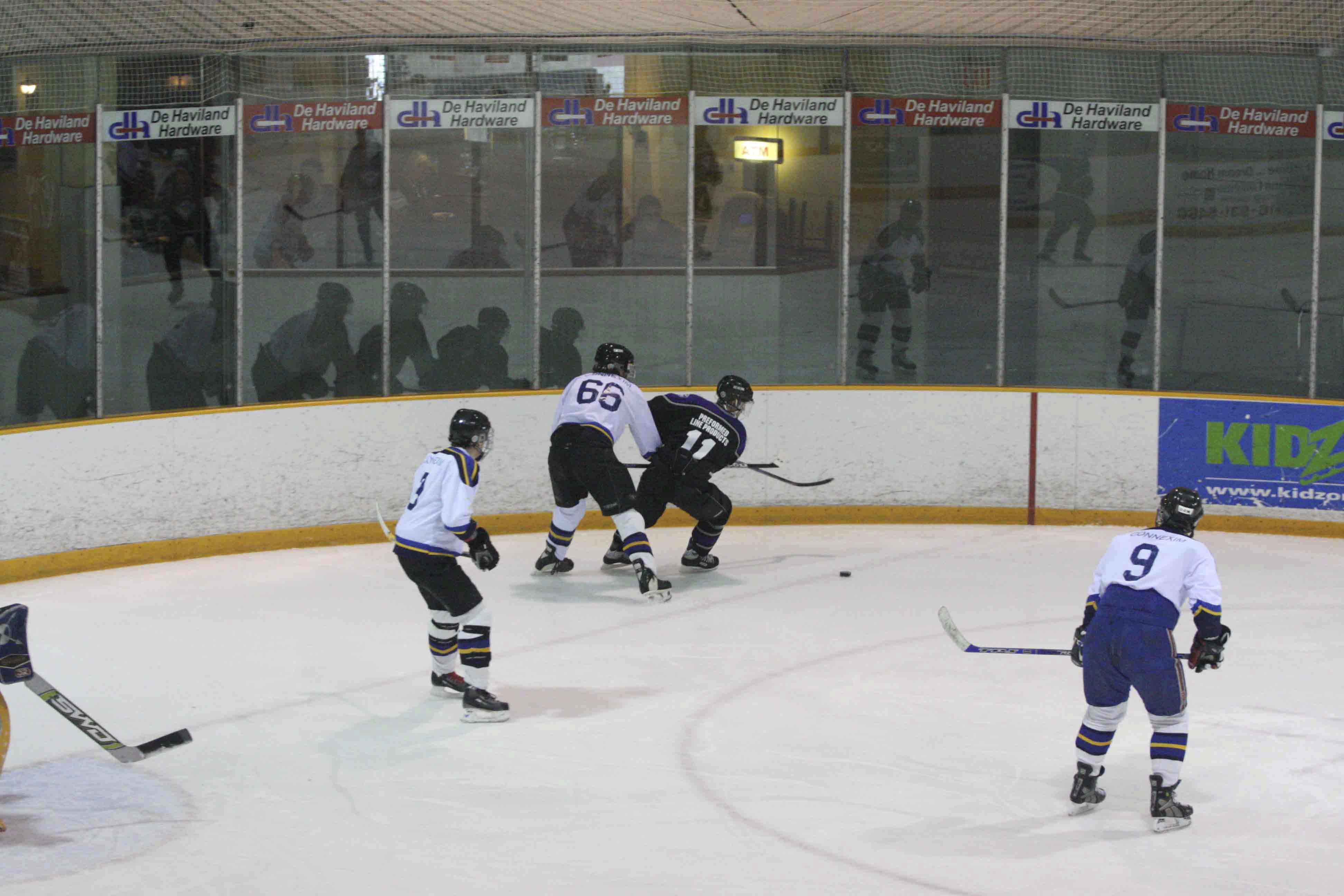 PHT_2009_On-The-Ice-583
