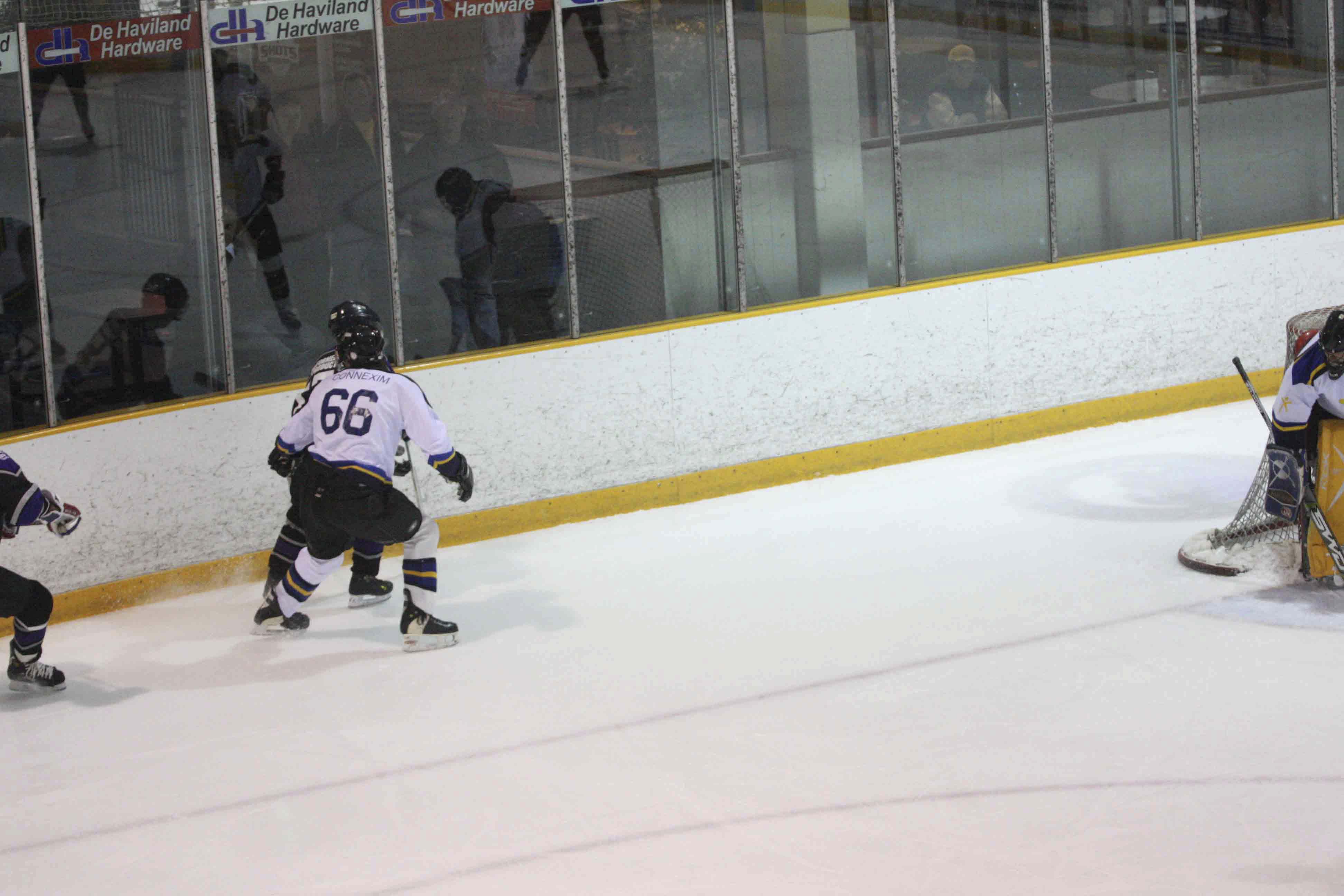 PHT_2009_On-The-Ice-644