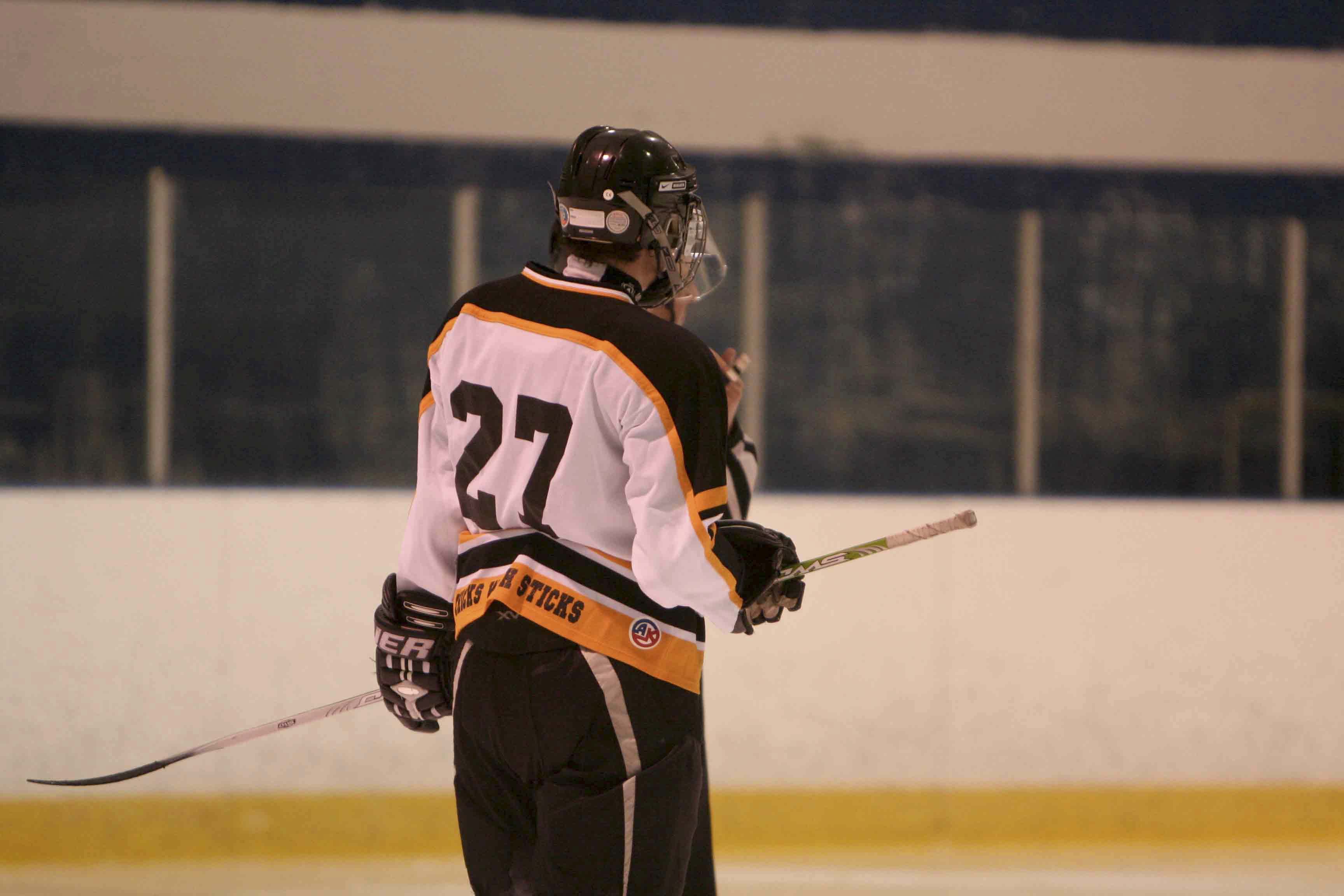 PHT_2009_On-The-Ice-650