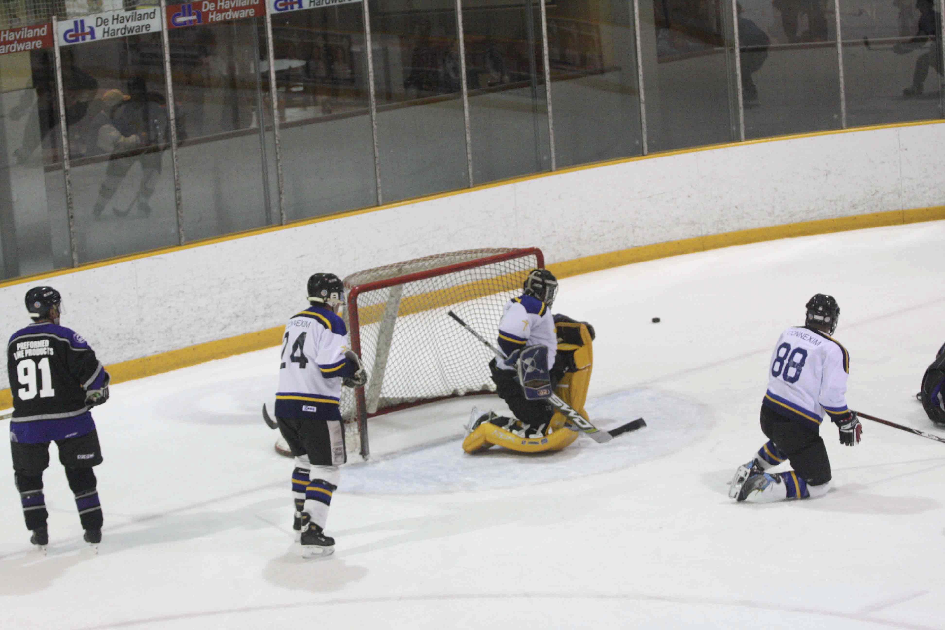 PHT_2009_On-The-Ice-659