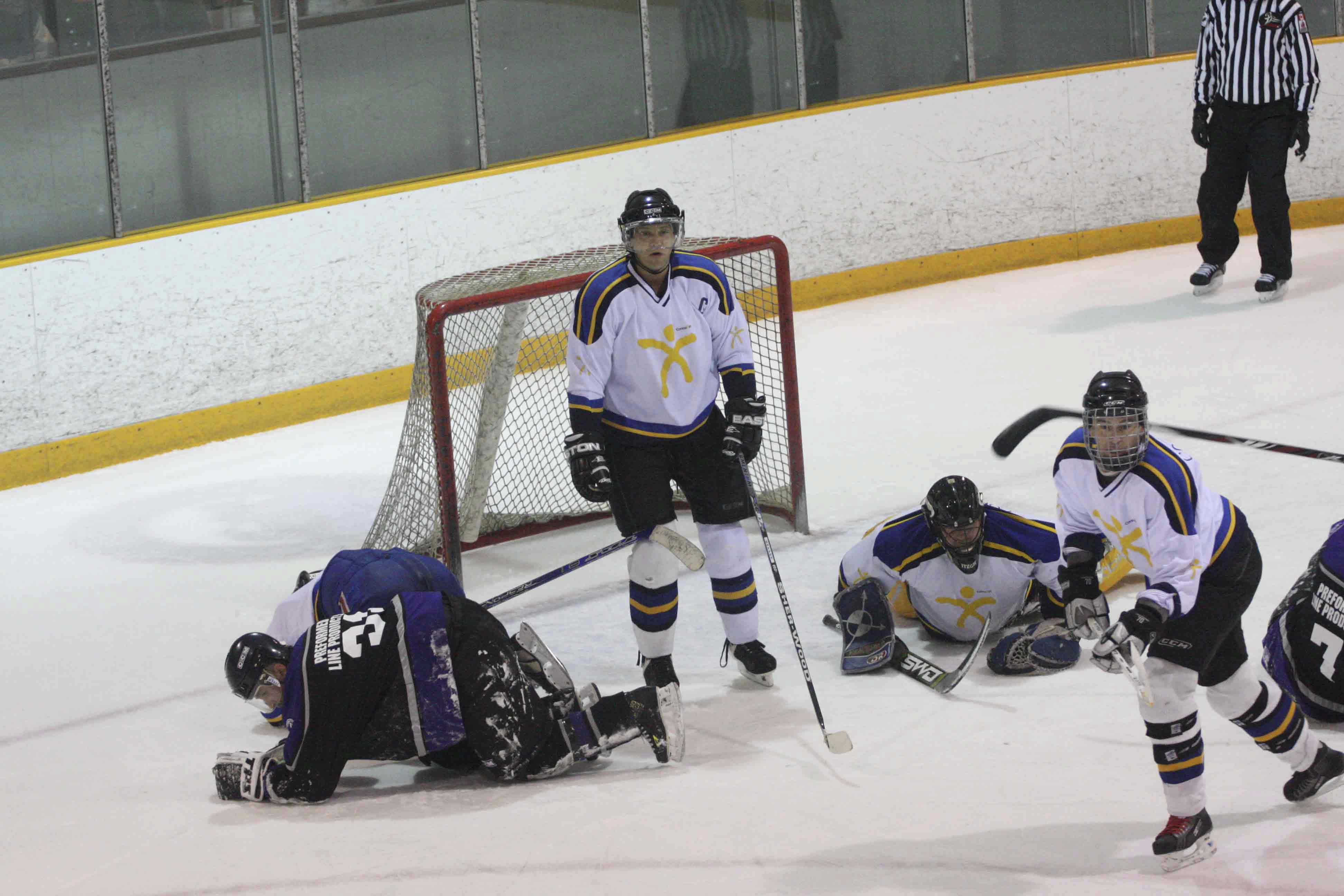 PHT_2009_On-The-Ice-678