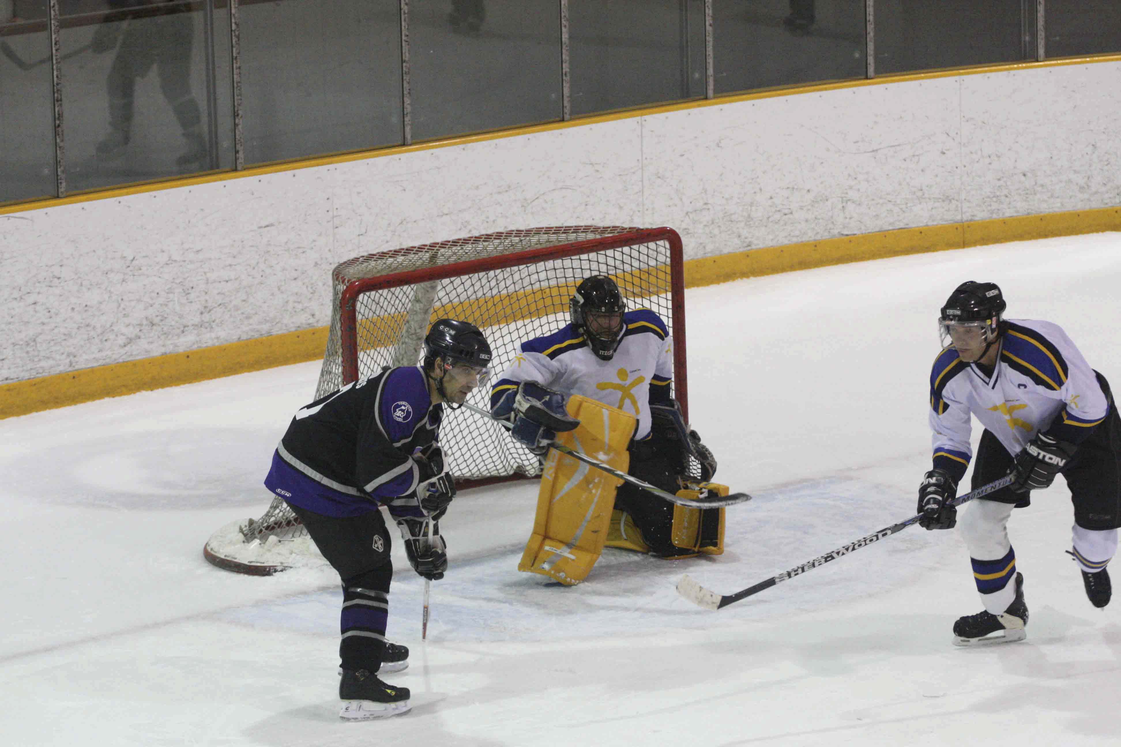 PHT_2009_On-The-Ice-696