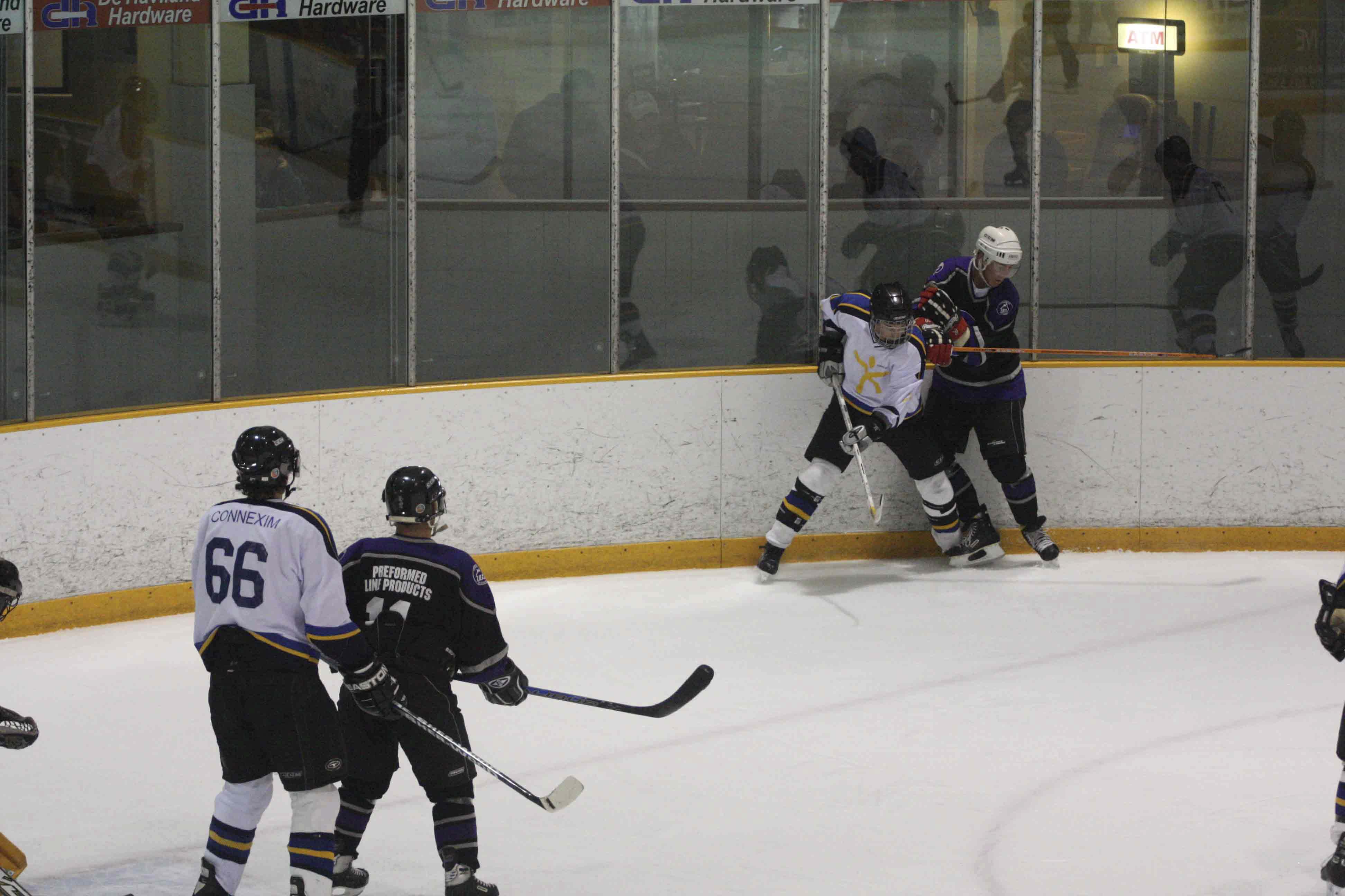 PHT_2009_On-The-Ice-724