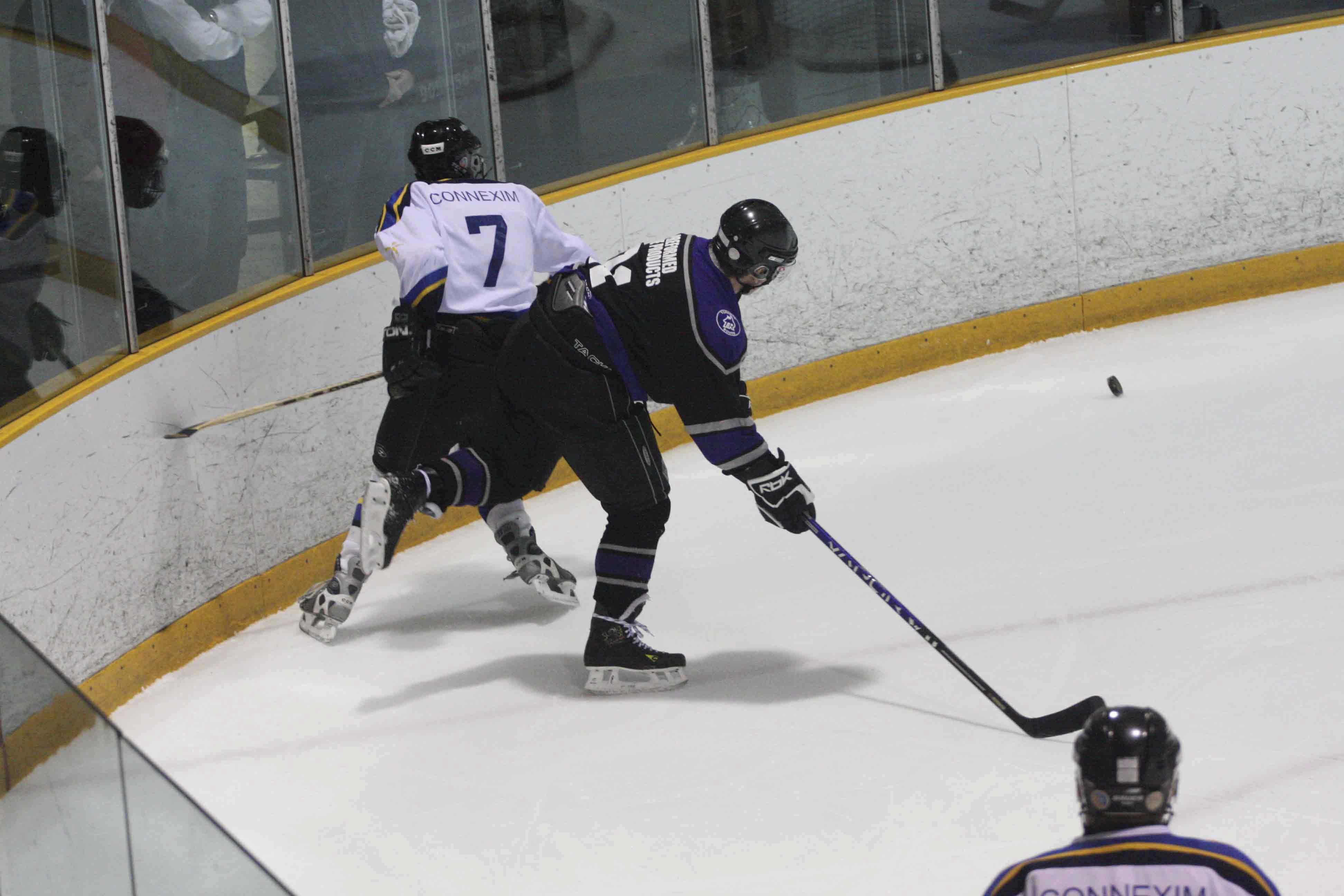 PHT_2009_On-The-Ice-730