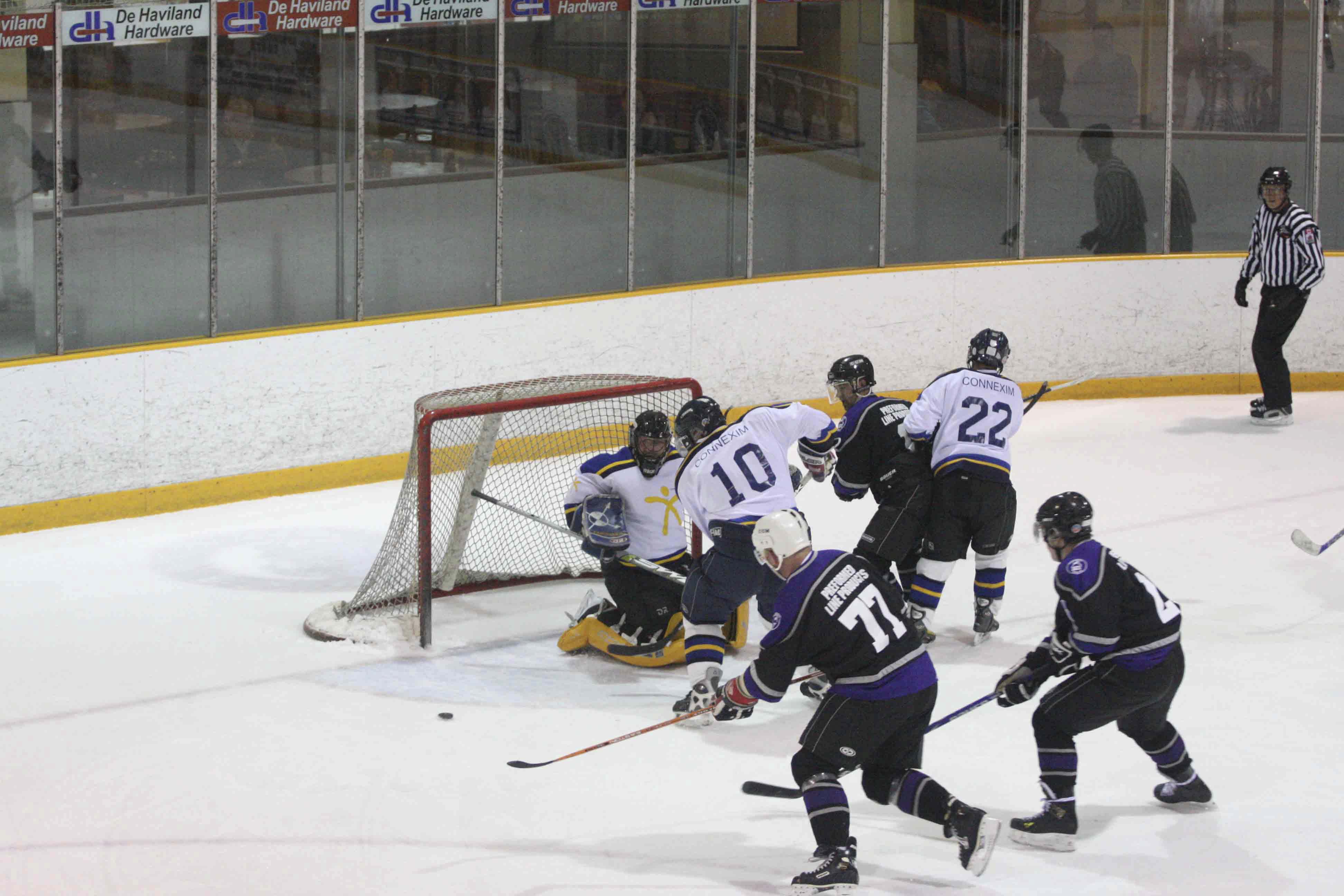 PHT_2009_On-The-Ice-760