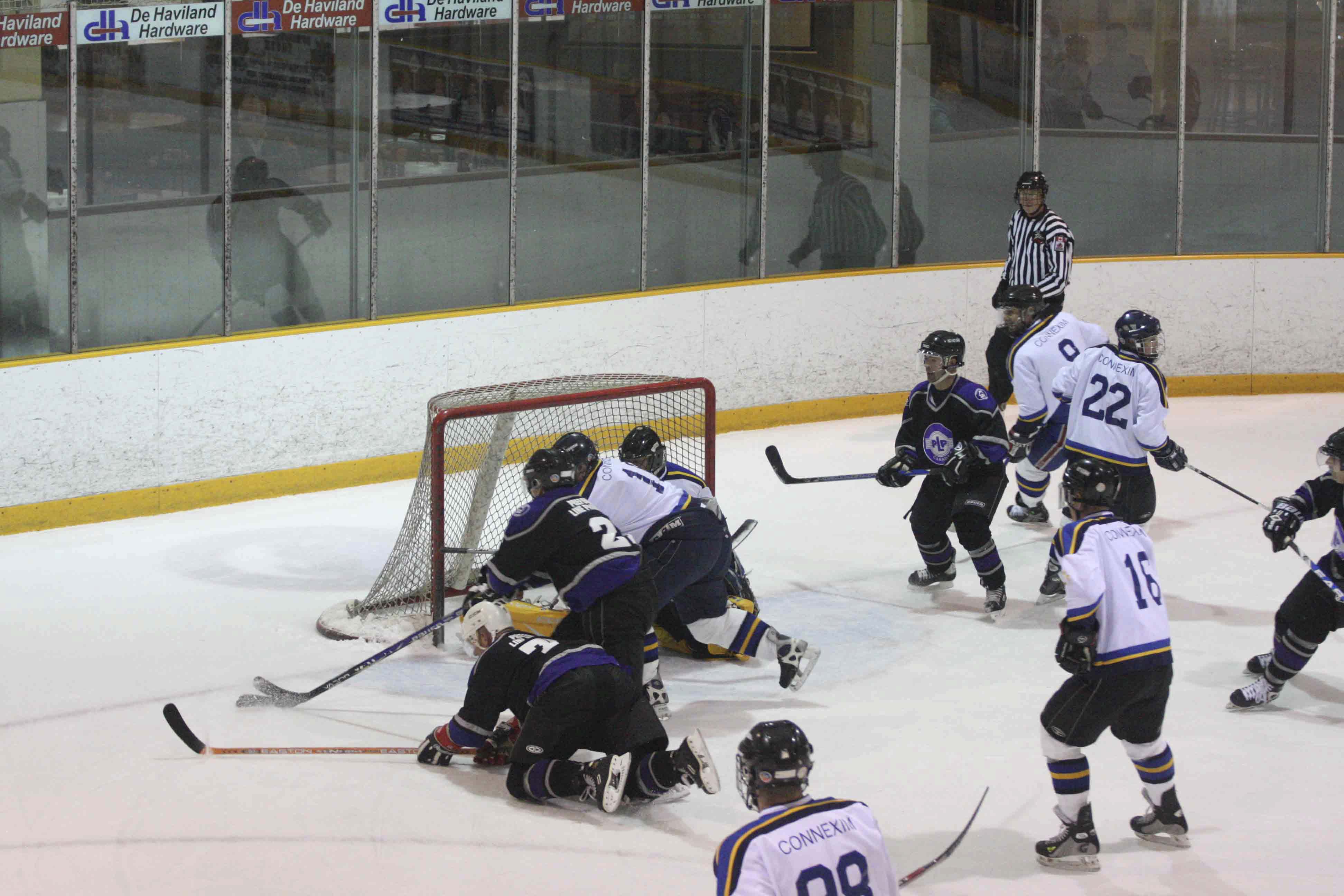 PHT_2009_On-The-Ice-761