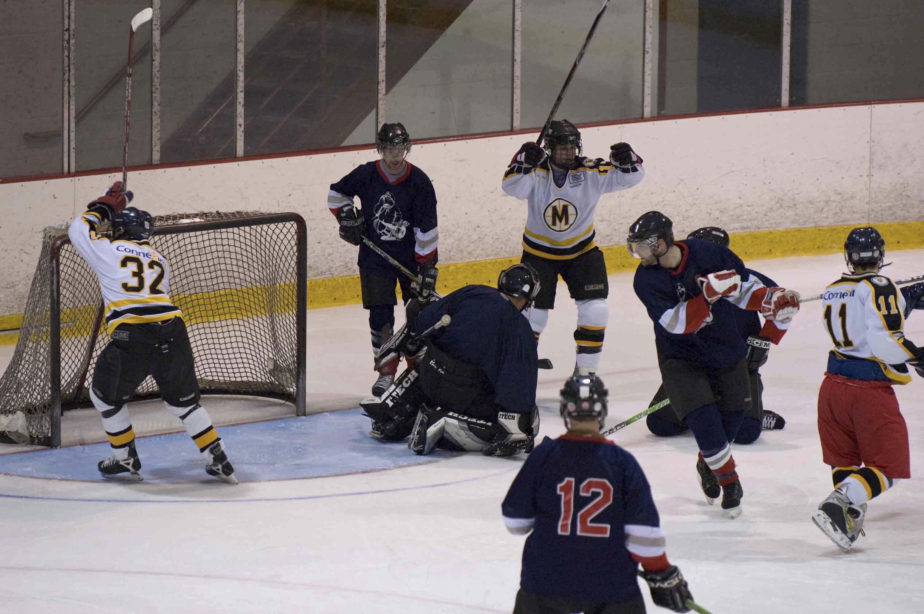 PHT_2009_On-The-Ice-77