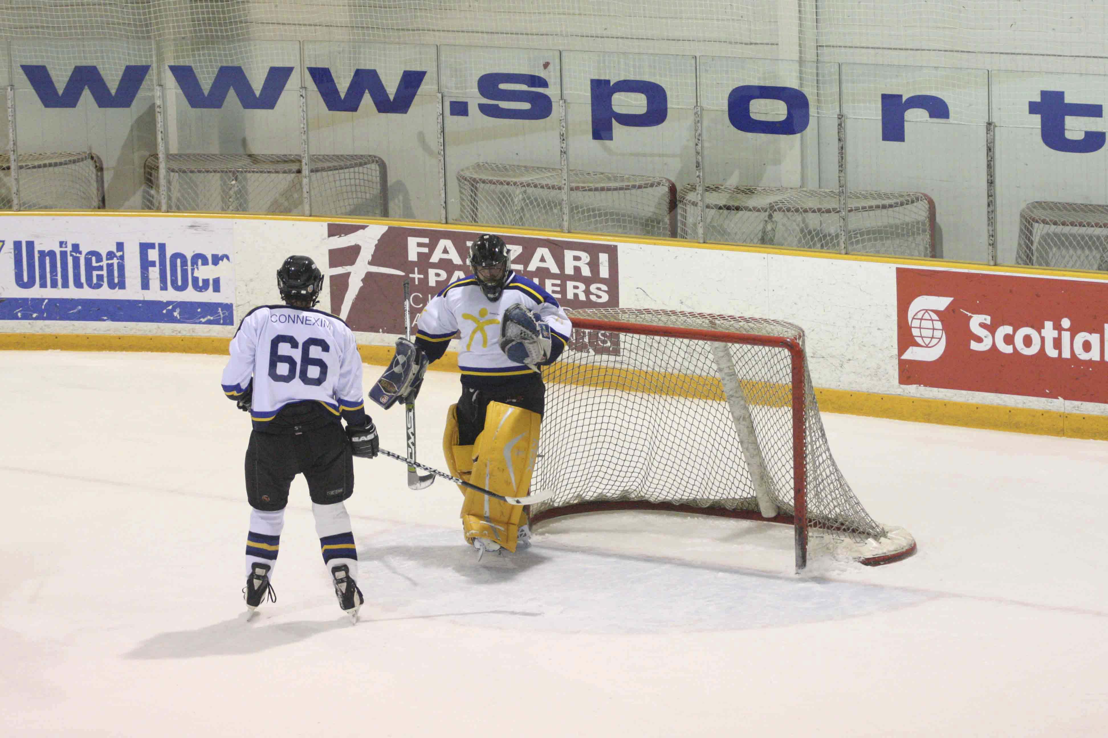 PHT_2009_On-The-Ice-806