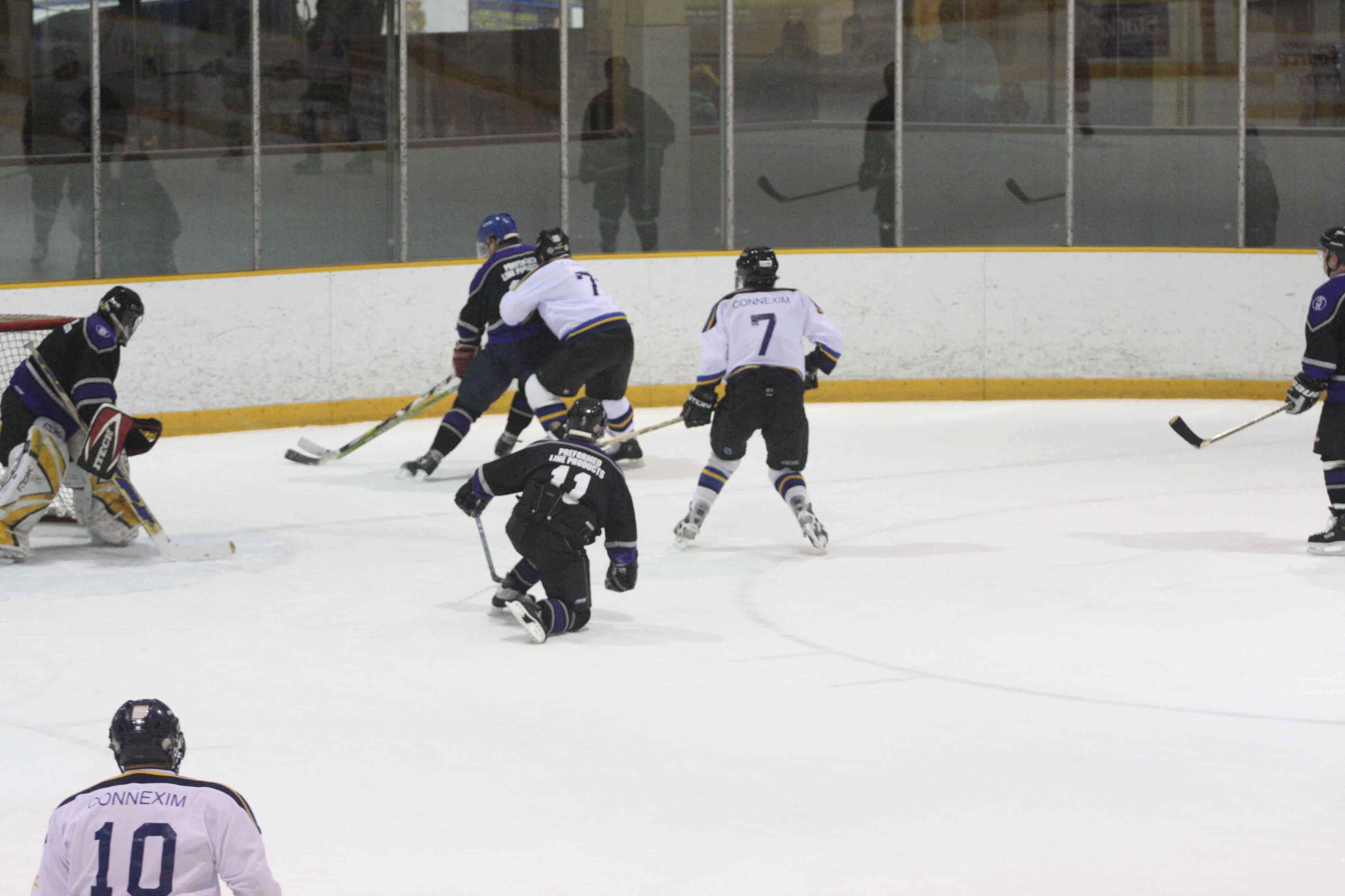 PHT_2009_On-The-Ice-837