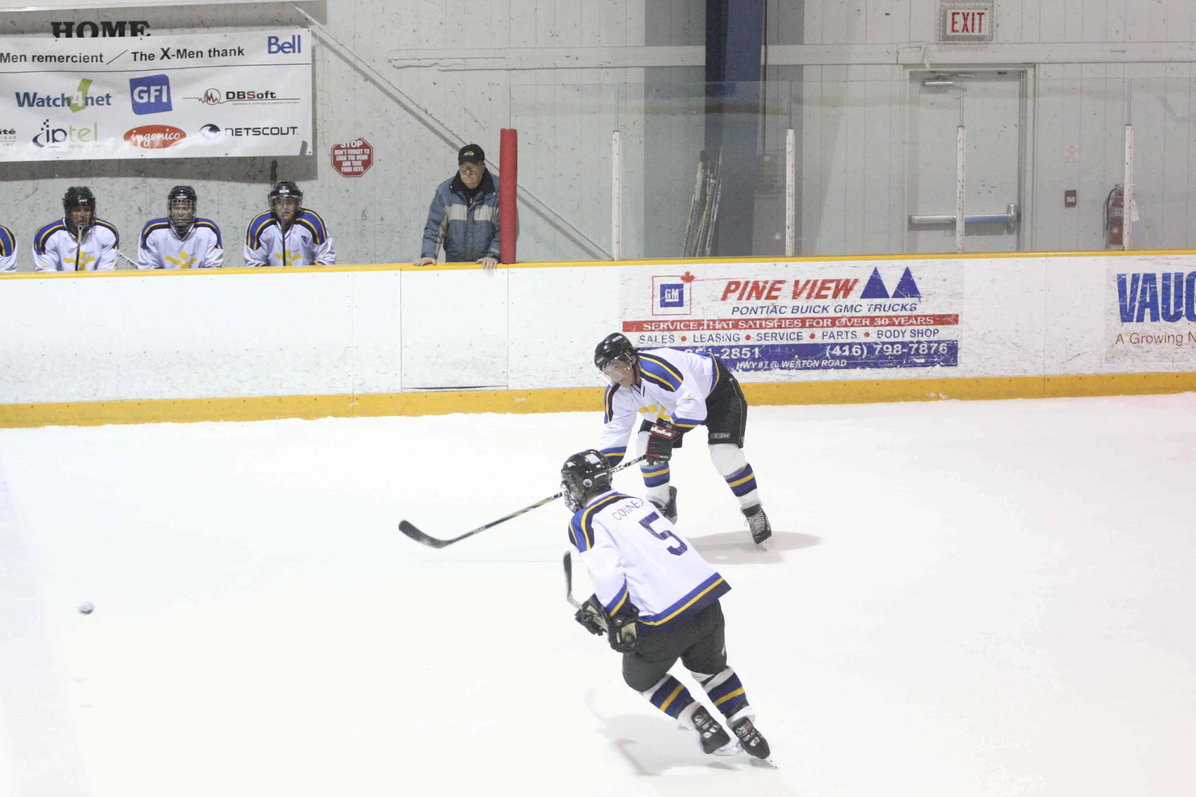 PHT_2009_On-The-Ice-840