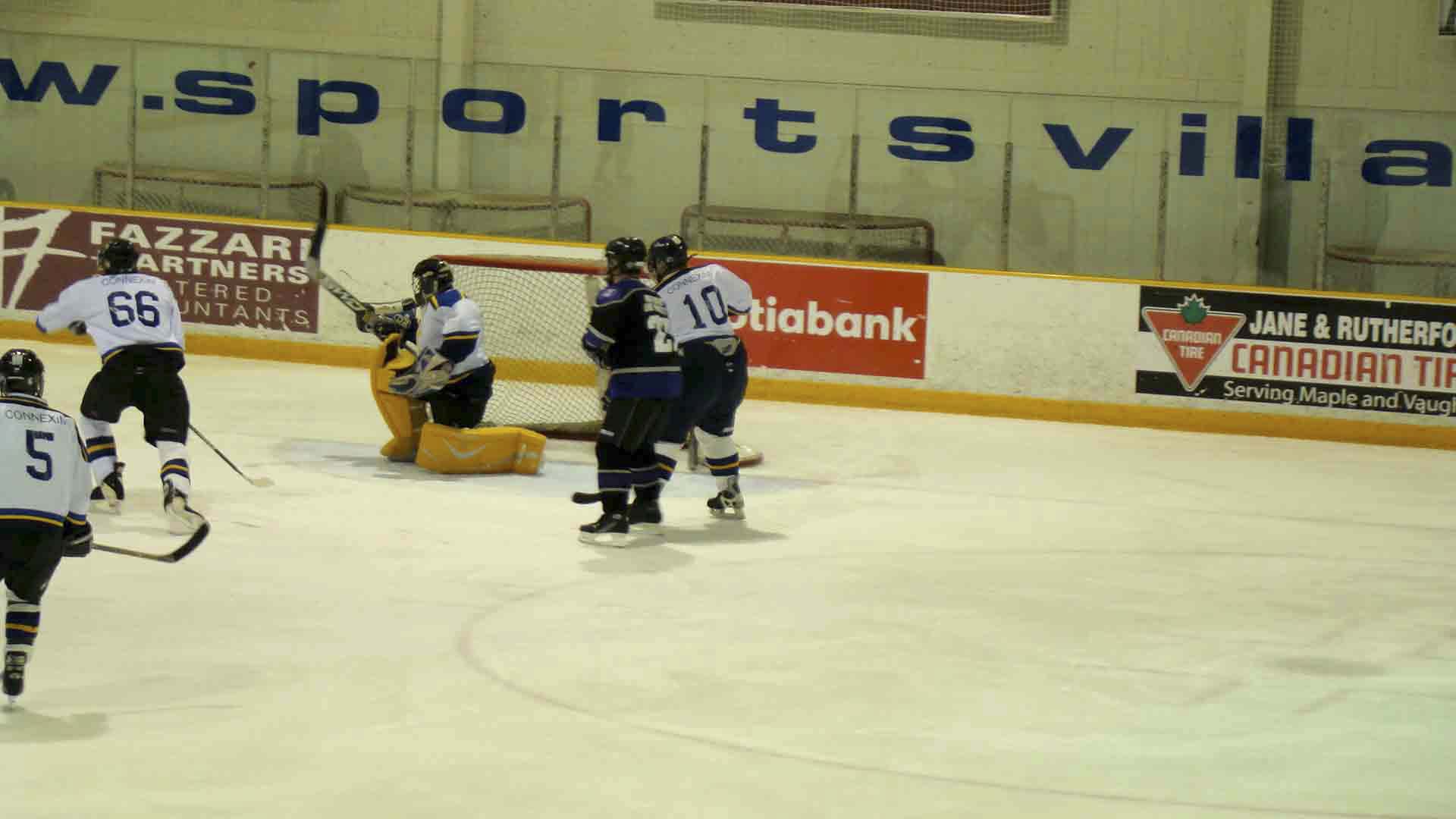 PHT_2009_On-The-Ice-923