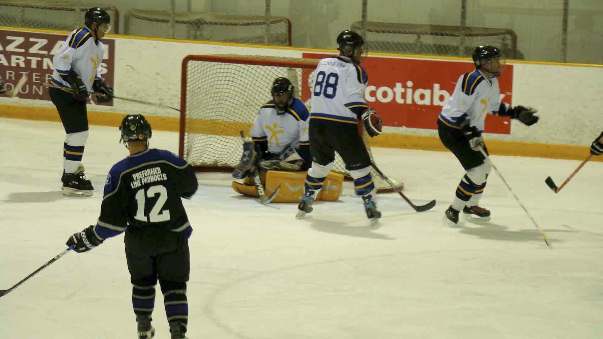 PHT_2009_On-The-Ice-925