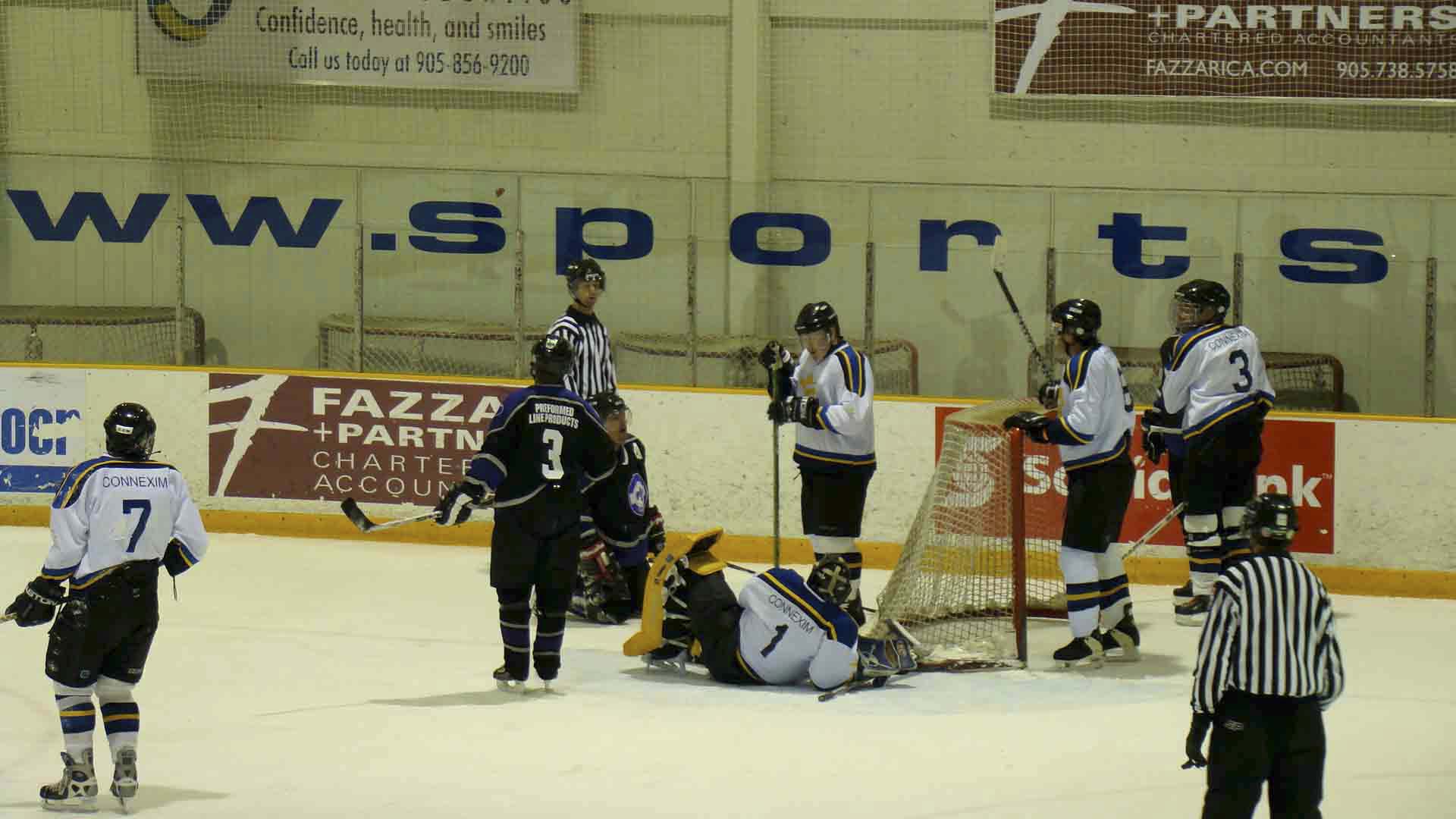 PHT_2009_On-The-Ice-952