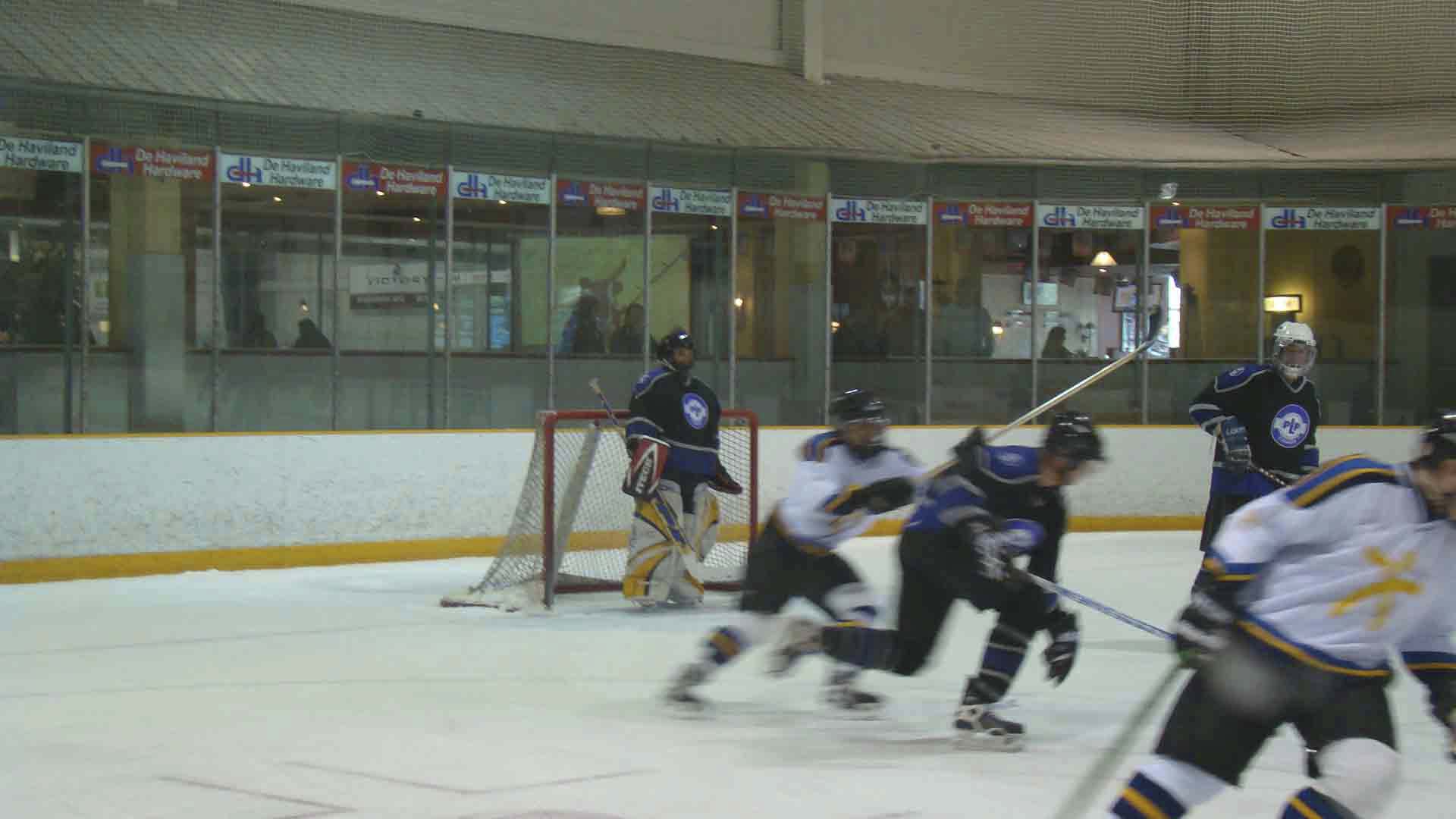 PHT_2009_On-The-Ice-960